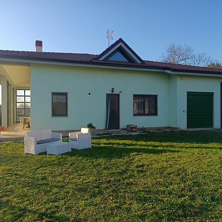Pia'S House Garden Apartment Campobasso Exterior photo